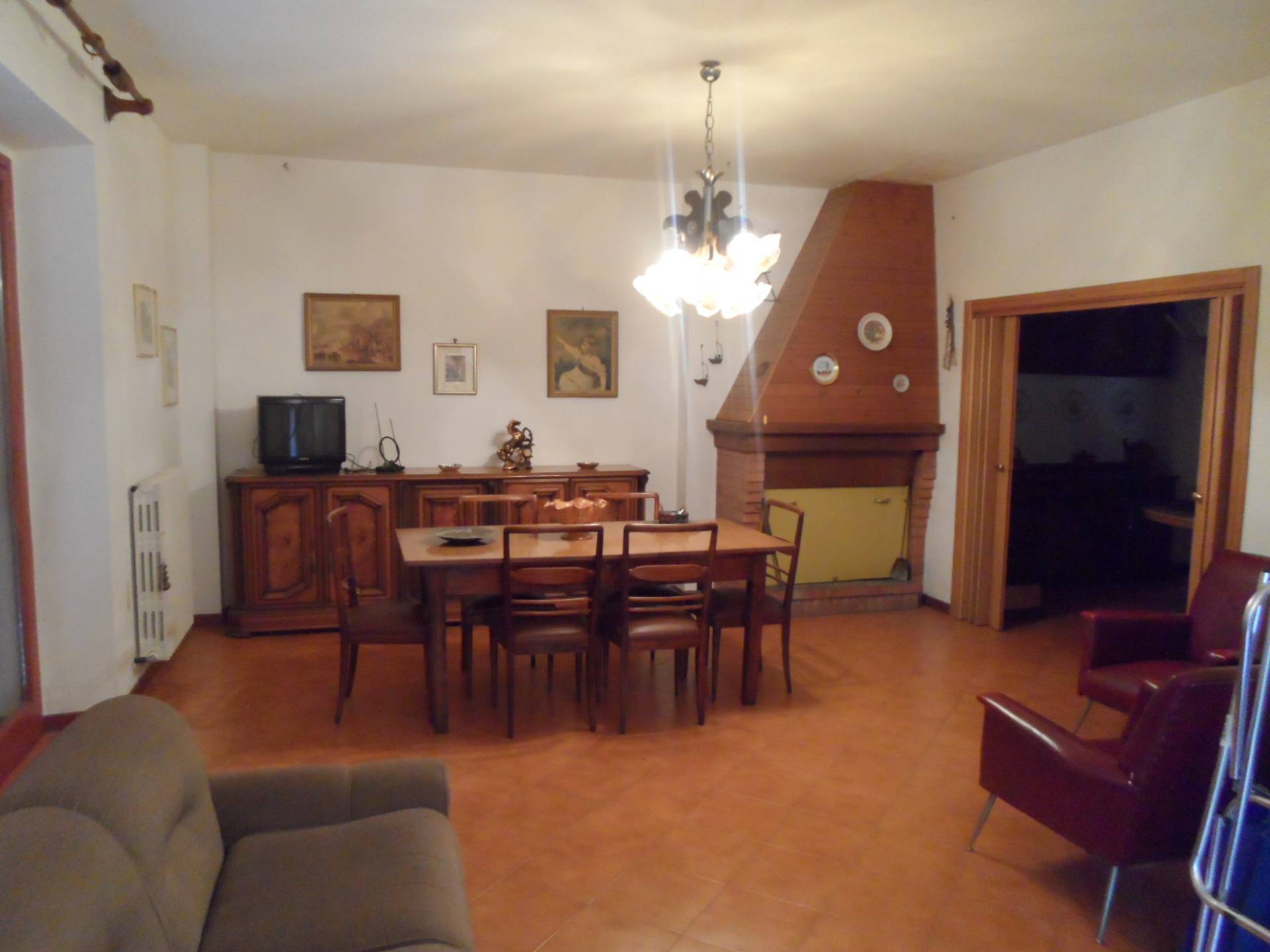 Casa indipendente in vendita a Castorano (AP)