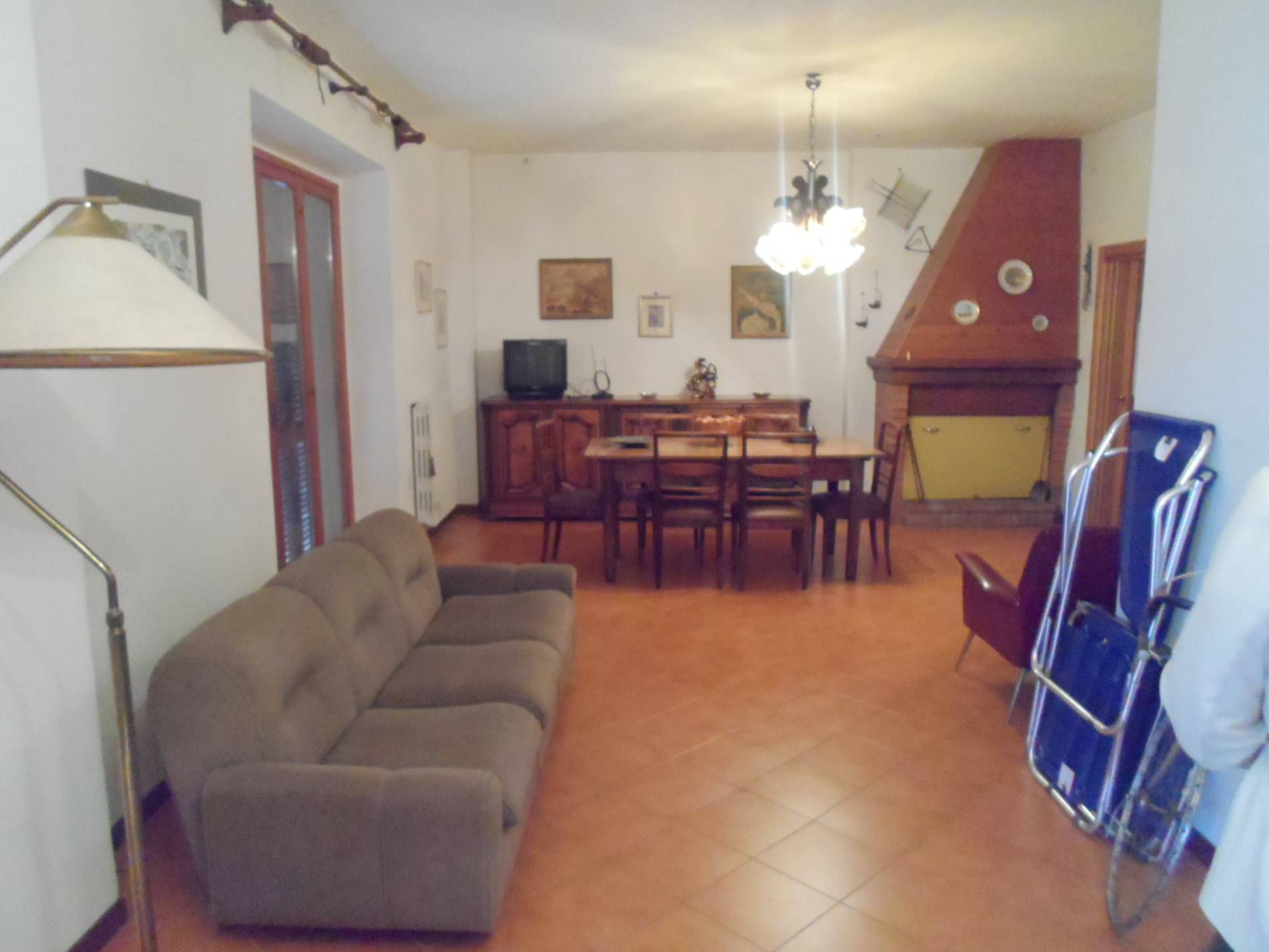 Casa indipendente in vendita a Castorano (AP)