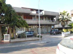 Locale commerciale in affitto a San Benedetto del Tronto