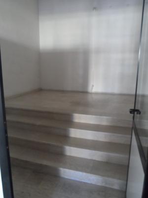 Locale commerciale in affitto a San Benedetto del Tronto