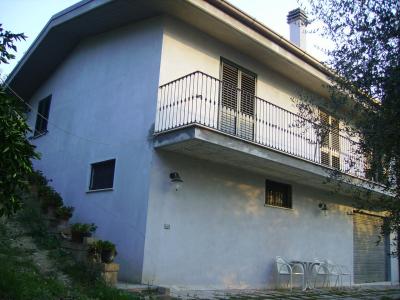 Casa indipendente in vendita a Porto D'ascoli, San Benedetto Del Tronto (AP)