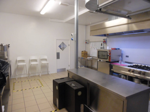 Locale commerciale in vendita a San Benedetto del Tronto