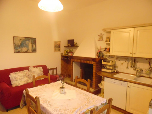 Casa singola in vendita a Colli del Tronto