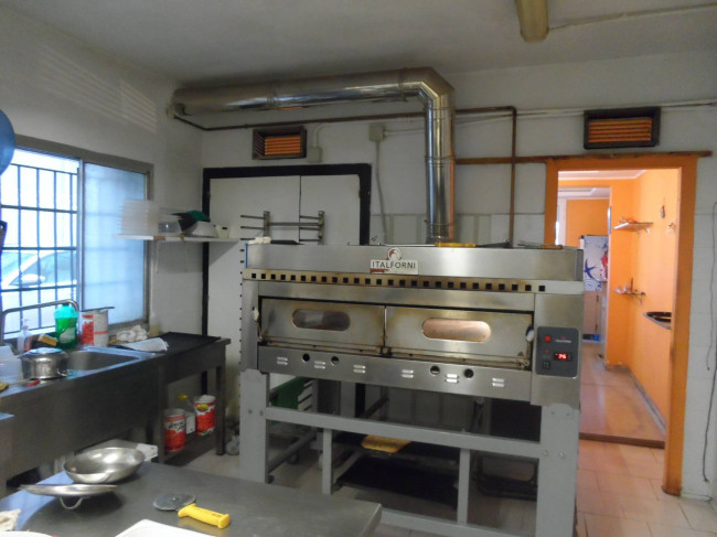 Pizzeria al taglio in vendita a San Benedetto del Tronto