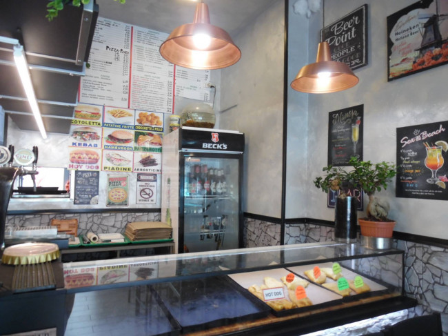 Bar - Pizzeria - Paninoteca - Friggitoria in vendita a San Benedetto del Tronto