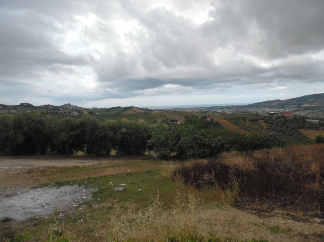 Casolare in vendita a Monteprandone