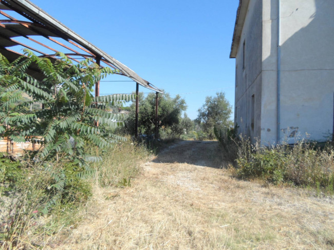 Casolare in vendita a Tortoreto