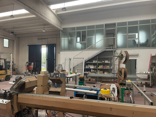 Capannone in vendita a Monteprandone