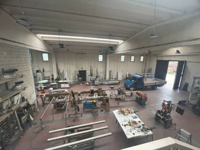 Capannone in vendita a Monteprandone