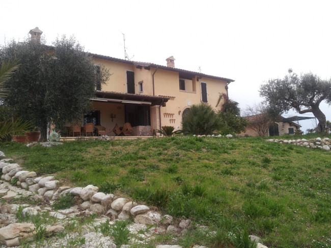 Villa in affitto a Monteprandone