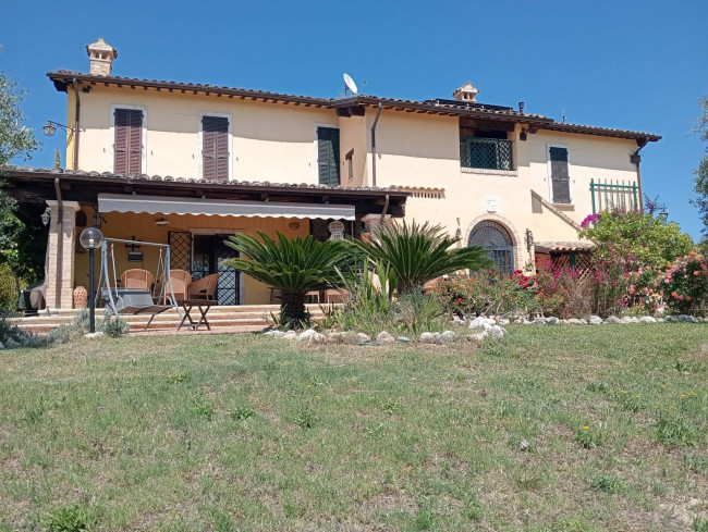 Villa in affitto a Monteprandone