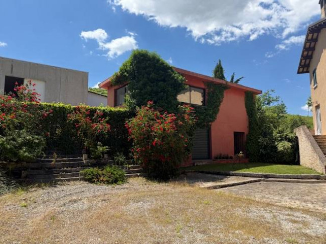 Azienda Agricola in vendita a Carassai