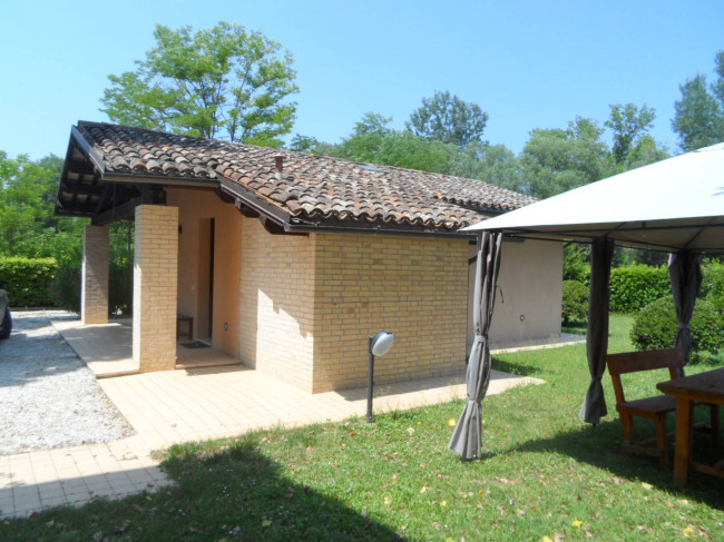 Azienda Agricola in vendita a Carassai