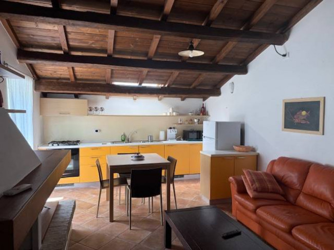 Bed & Breakfast in vendita a Carassai