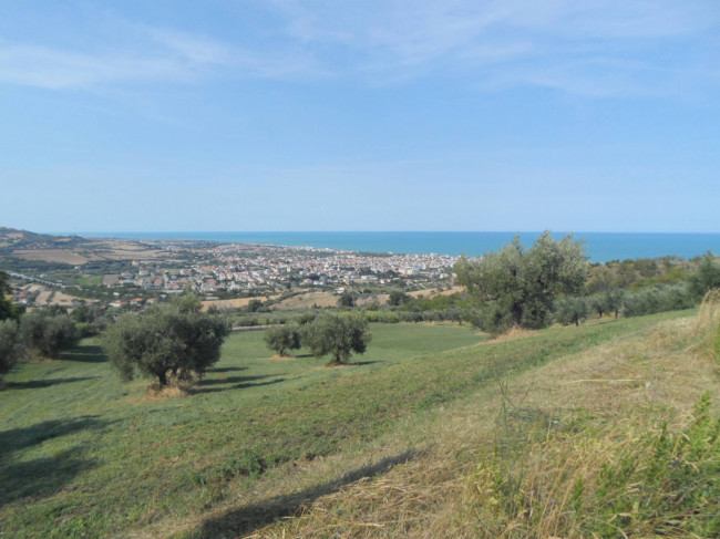 Terreno edificabile in vendita a Tortoreto