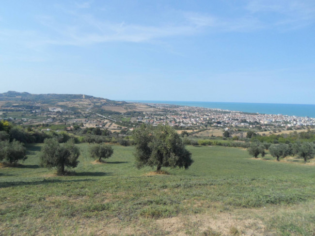Terreno edificabile in vendita a Tortoreto