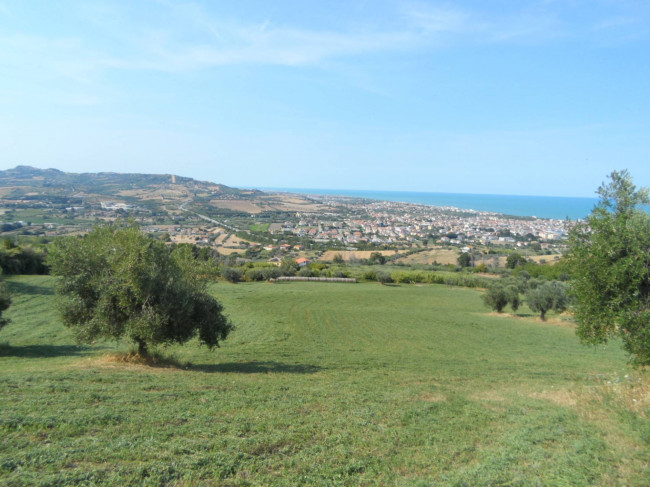 Terreno edificabile in vendita a Tortoreto