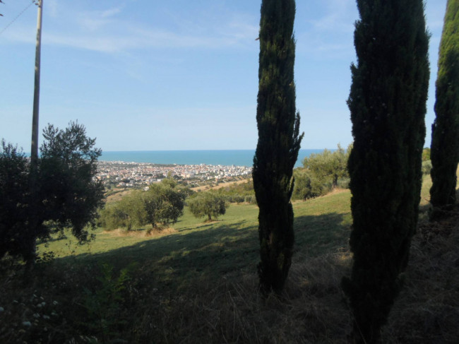Terreno edificabile in vendita a Tortoreto