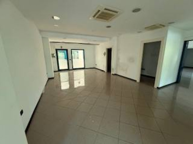 Studio/Ufficio in affitto a San Benedetto del Tronto