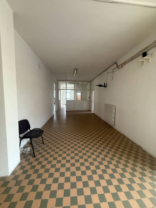 Locale artigianale in vendita a Monteprandone