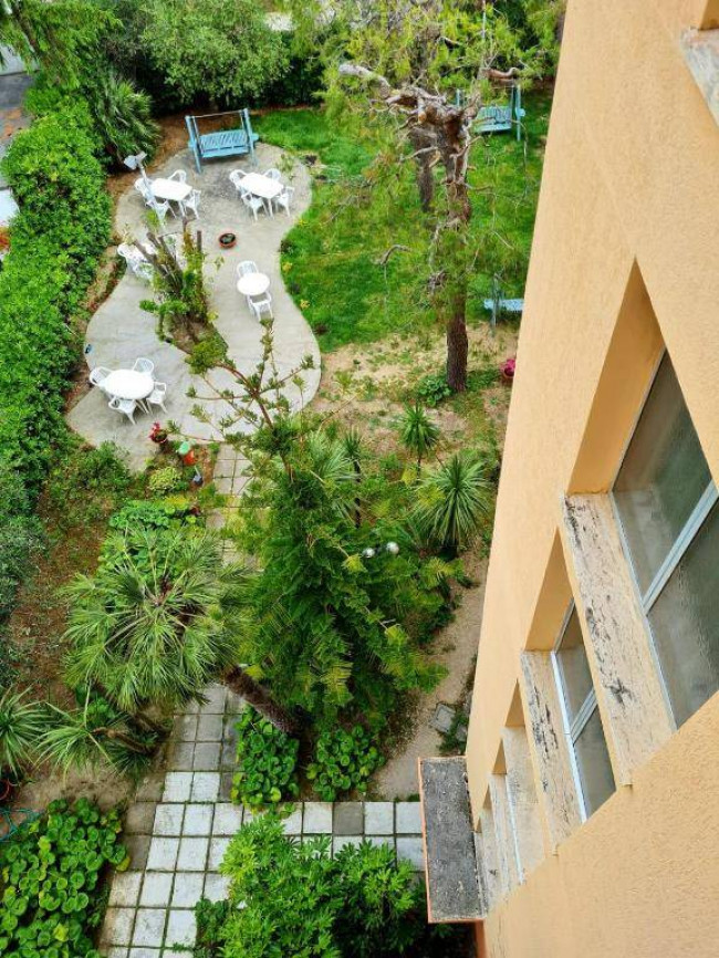 Hotel in vendita a Porto San Giorgio