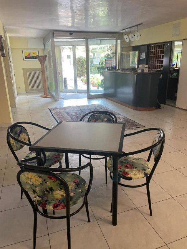 Hotel in vendita a Porto San Giorgio