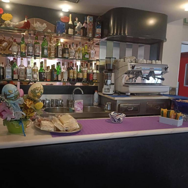 Hotel in vendita a Porto San Giorgio