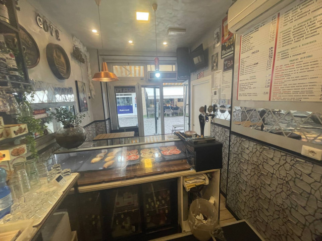 Bar - Pizzeria - Paninoteca - Friggitoria in vendita a San Benedetto del Tronto