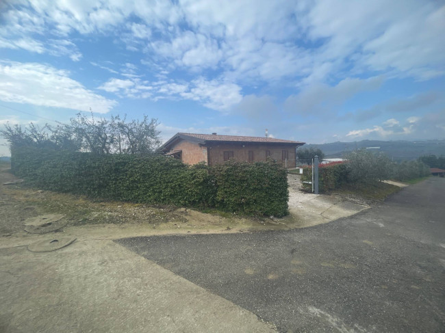 Casa singola in vendita a Monsampolo del Tronto