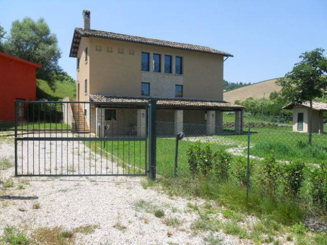 Casa singola in vendita a Carassai