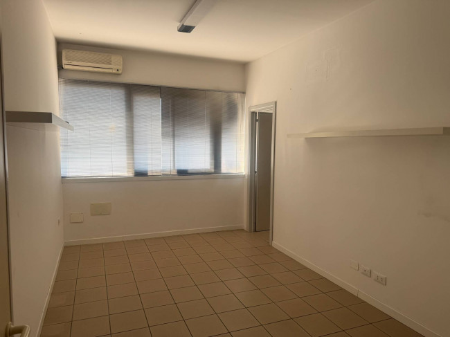 Studio/Ufficio in affitto a San Benedetto del Tronto