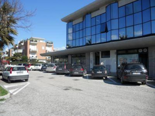 Magazzino - deposito in affitto a San Benedetto del Tronto