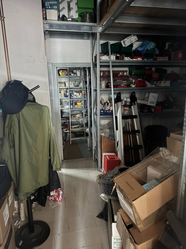 Locale commerciale in affitto a San Benedetto del Tronto