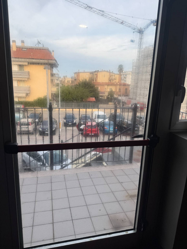 Locale commerciale in vendita a San Benedetto del Tronto