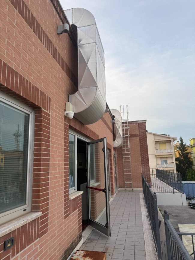 Locale commerciale in vendita a San Benedetto del Tronto