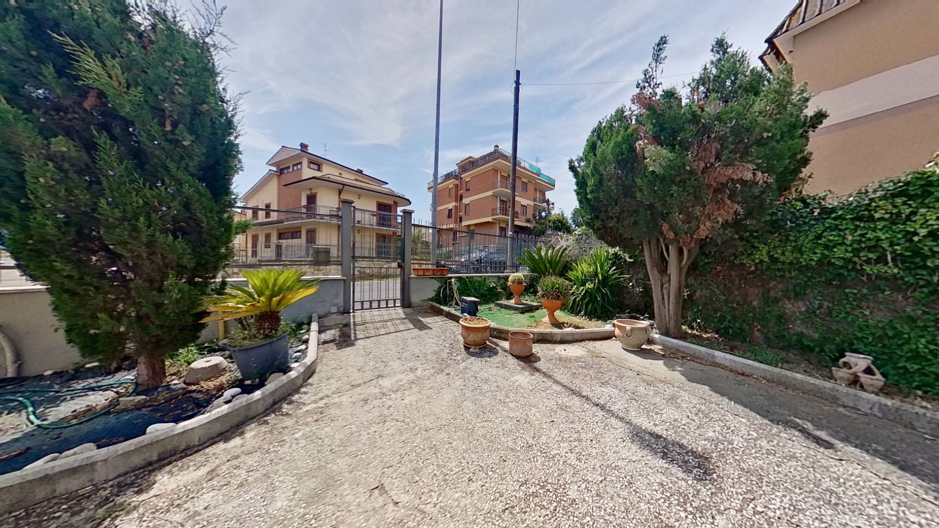 1121365 Quadrilocale in Via Giuseppe Medail, Roma, Zona Lunghezza