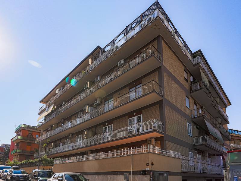 1231394 Trilocale in Via Giacinto Martorelli, Roma, Zona Torre Maura