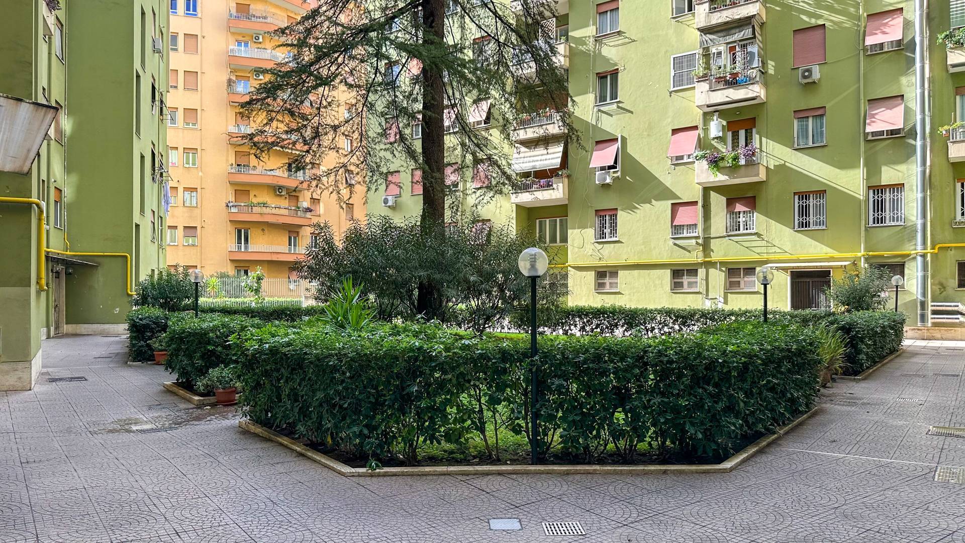 1231429 Quadrilocale in Via Aquilonia, Roma, Zona Villa Gordiani