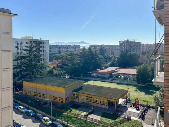 Appartamento in vendita a Cinecittà, Roma (RM)