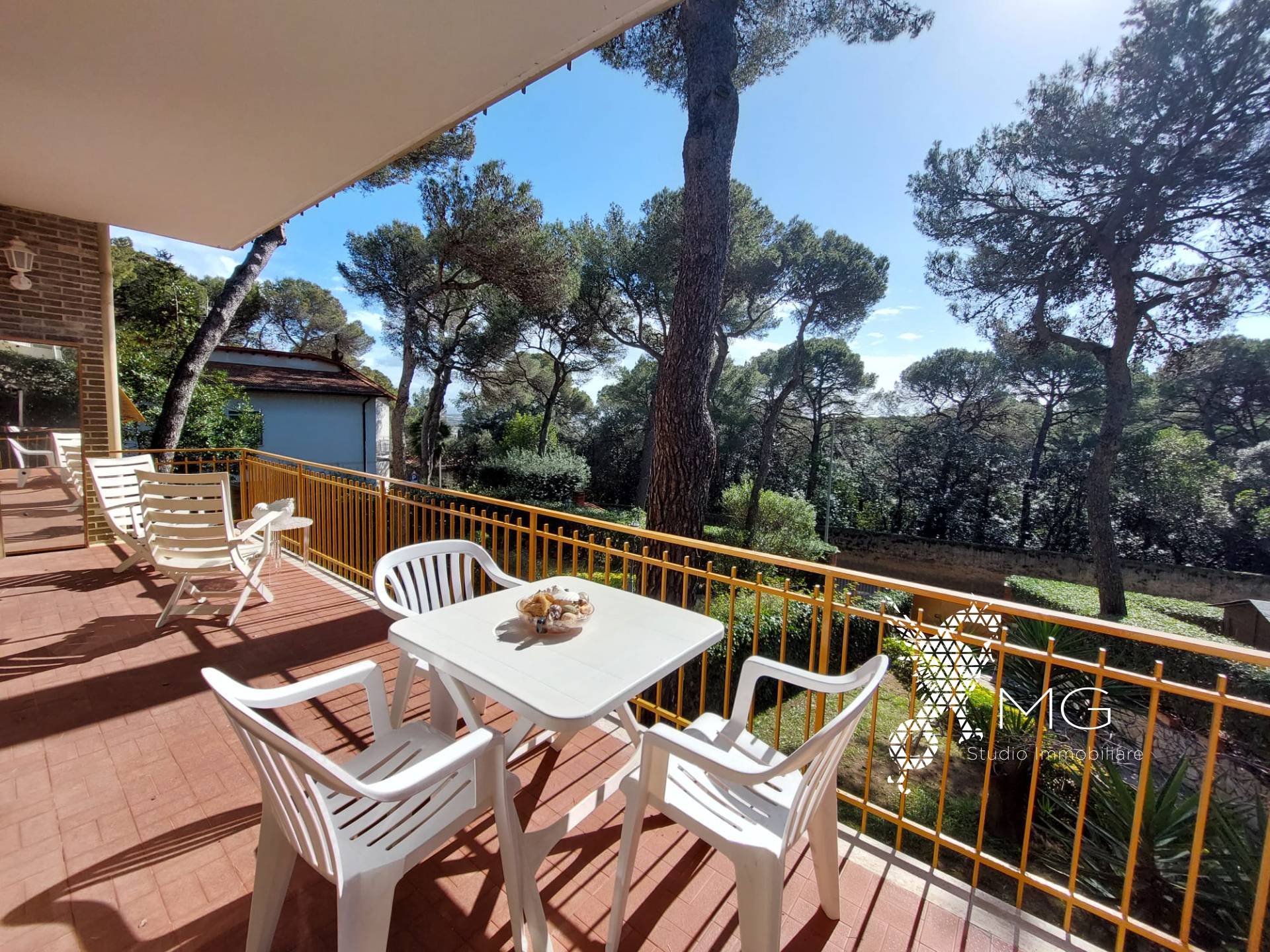 Appartamento in vendita a Rosignano Marittimo