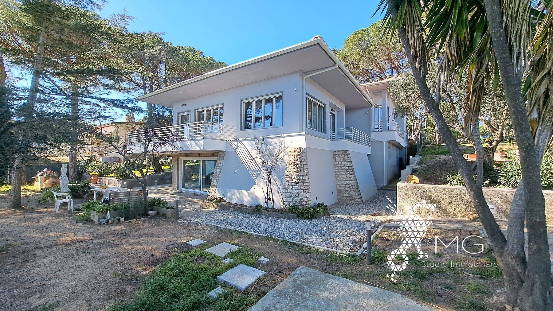 Villa in vendita a Rosignano Marittimo