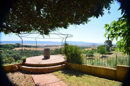 Rustico in vendita a Gabbro, Rosignano Marittimo (LI)