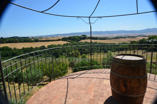 Rustico in vendita a Gabbro, Rosignano Marittimo (LI)