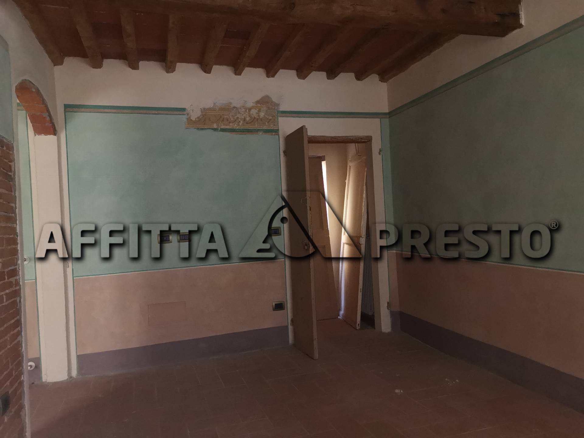 Villa Unifamiliare - Indipendente BUTI affitto  Buti  Affitta Presto Agenzia Pontedera