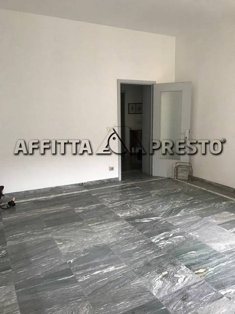  livorno affitto quart: montebello affitta-presto-agenzia-livorno