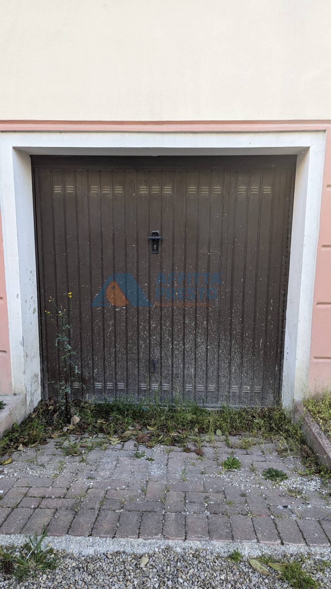 Garage/Box/Posto auto in affitto a Cesena (FC)