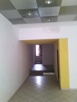 Fondo Commerciale in affitto a Castelfiorentino