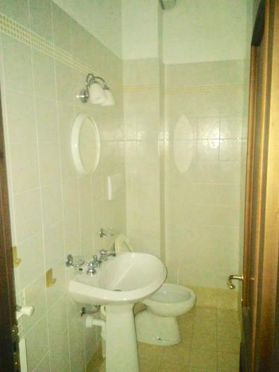 Fondo Commerciale in affitto a Montaione