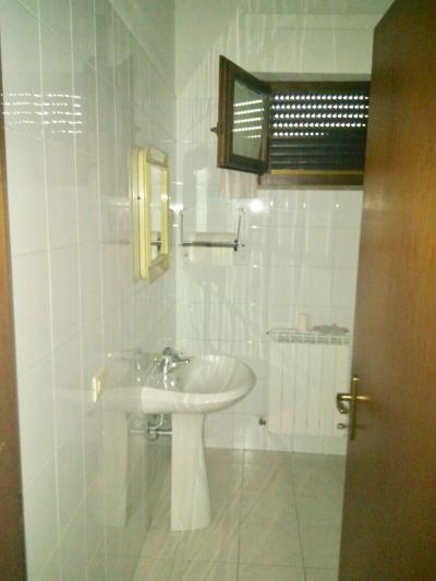 Fondo Artigianale in affitto a Montaione