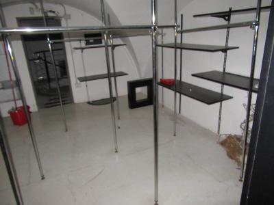 Negozio in affitto a Forlì